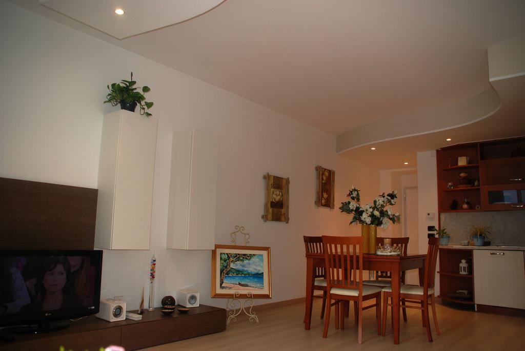 Apartmán Bella Piazza Colico Pokoj fotografie